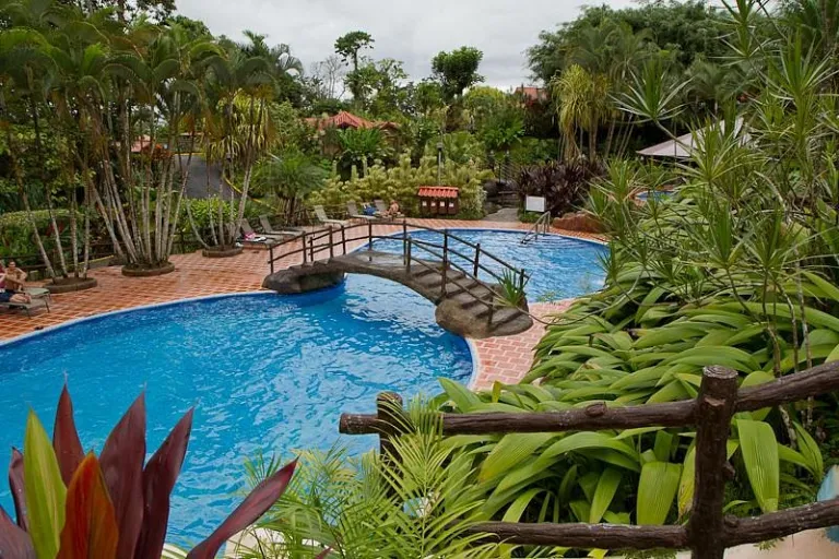 Los Lagos at Hot Springs Village: An Unforgettable Corner in La Fortuna de San Carlos